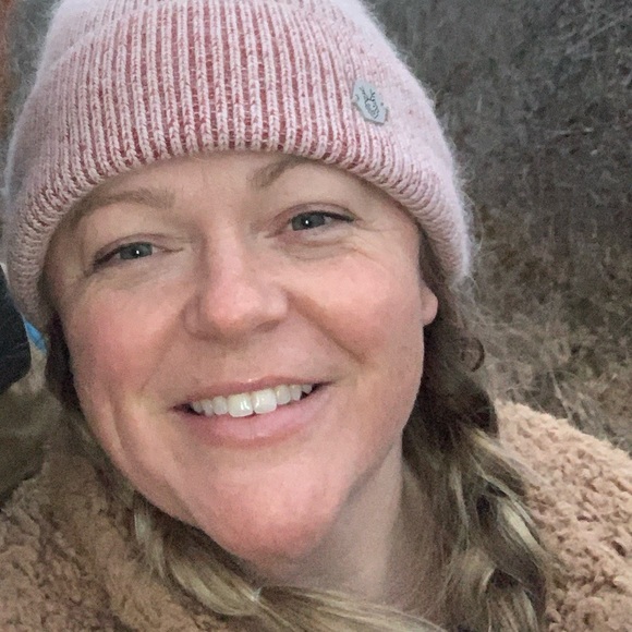 Meet your Posher, Kristin - Picture 1 of 1